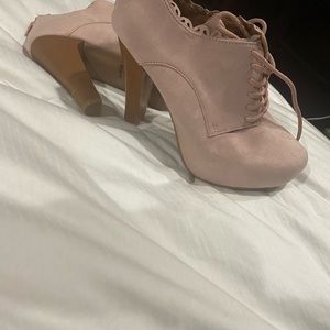 Lola Shoetique shoes